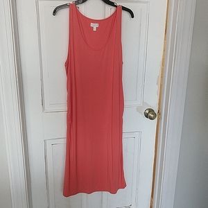 Aglow maternity dress